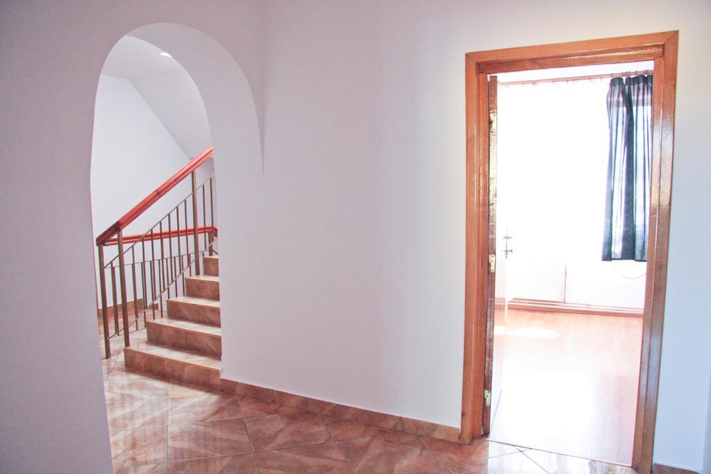 Z Villa Бухарест Номер фото